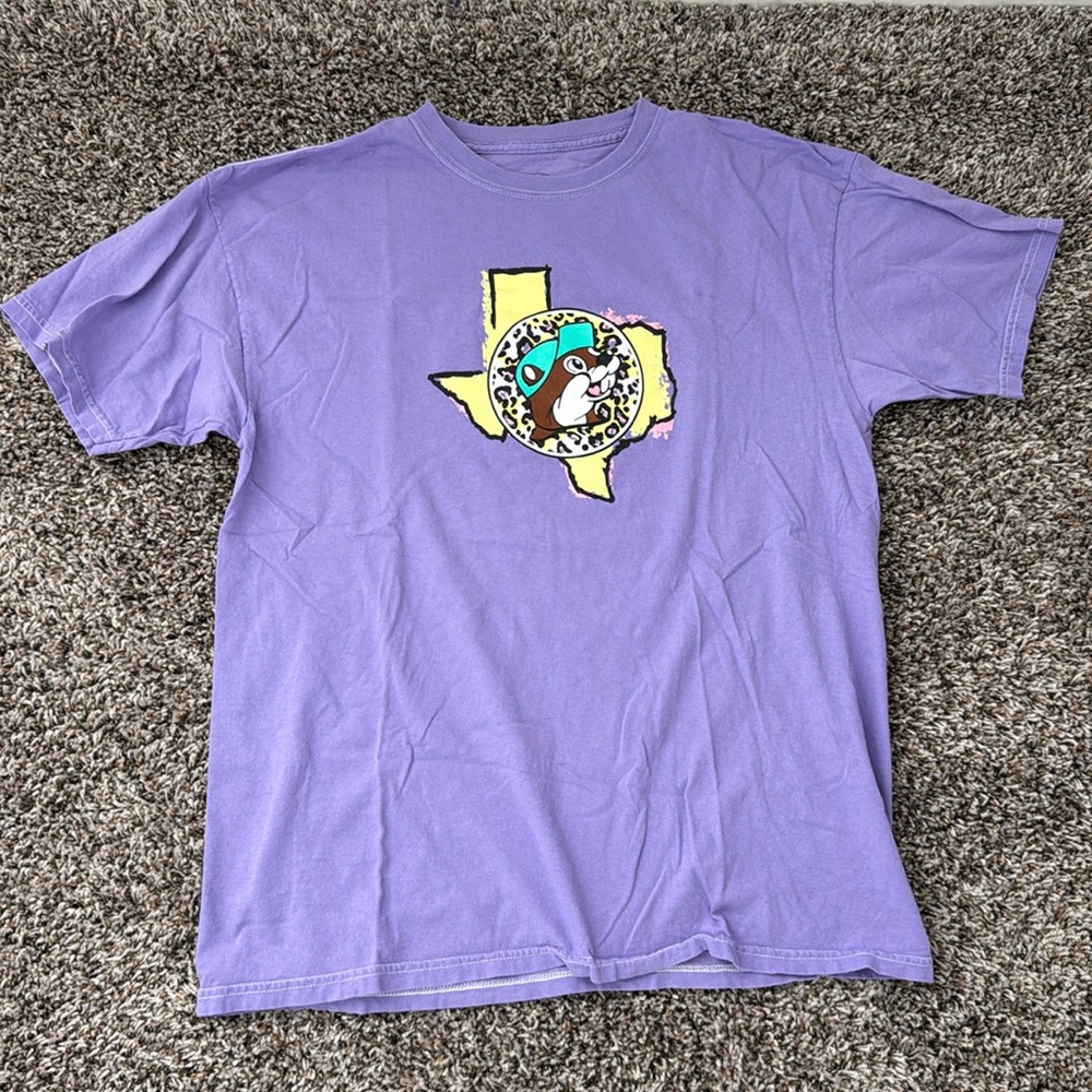 Buc-ees shirt